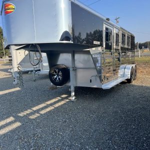 2022 Sundowner 3 Horse Slant GN Trailer