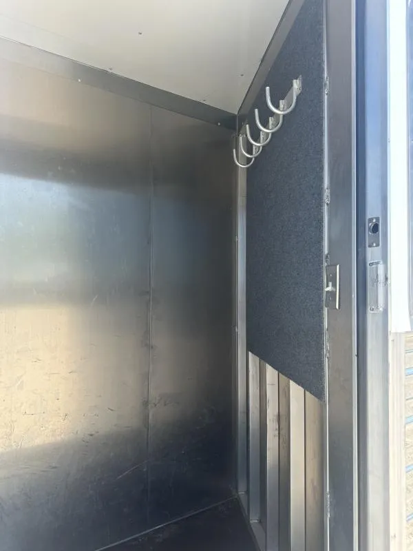 2020 Bloomer 4 Horse Stock Combo Trainer Tack Horse Trailer - Image 7