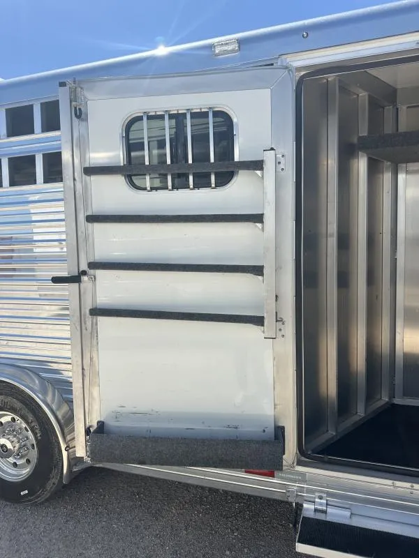 2020 Bloomer 4 Horse Stock Combo Trainer Tack Horse Trailer - Image 13