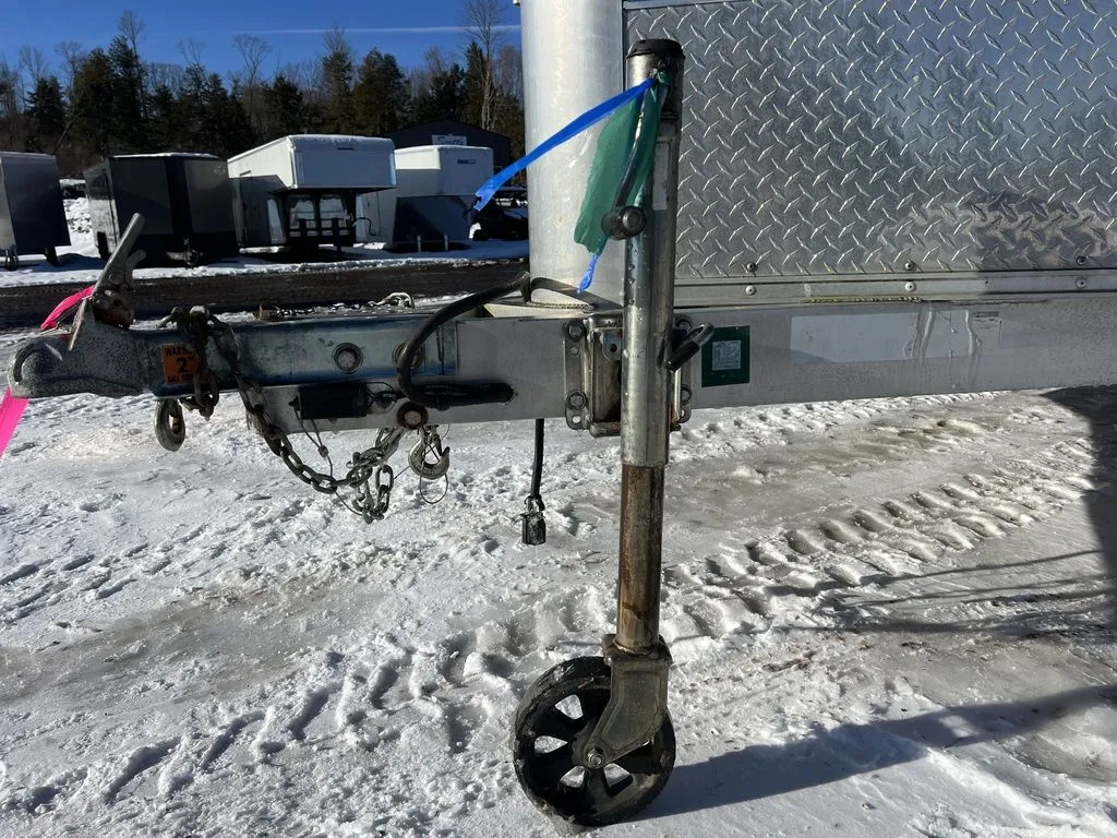 2008 Sno Pro 101×20 Aluminum 4-Place w/Interior Spare Mount, Mats & Guides - Image 16