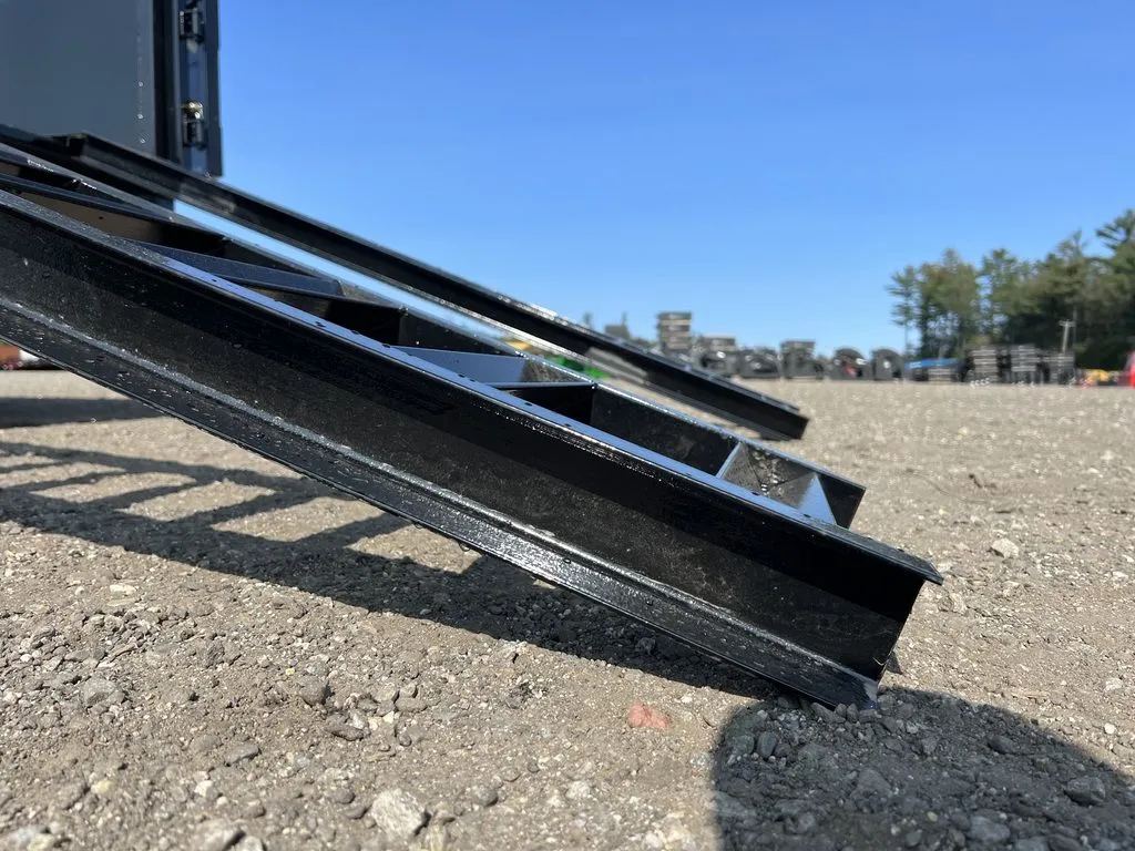 2024 Griffin Trailers 7×16 14K Telescopic Dump Trailer w/Ramps & Spare Tire Mount - Image 10