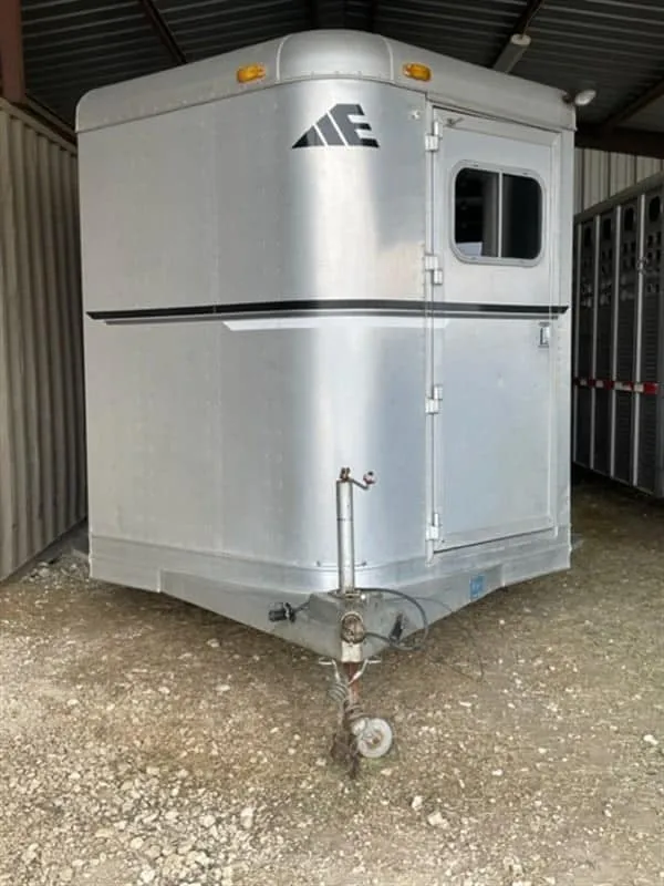 2000 Featherlite 3H GN with Dressing Room Horse Trailer - Image 11