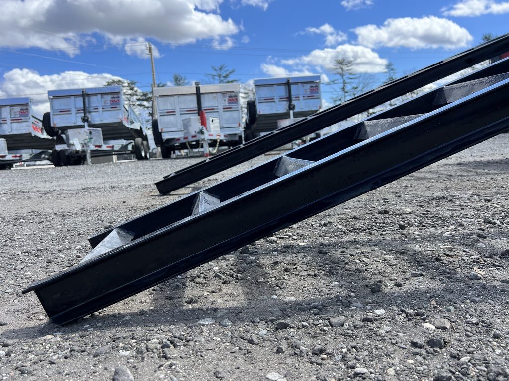 2023 Big Tex Trailers 8.5×40 25K HD Gooseneck Equipment w/Slide-Out Ramps - Image 12