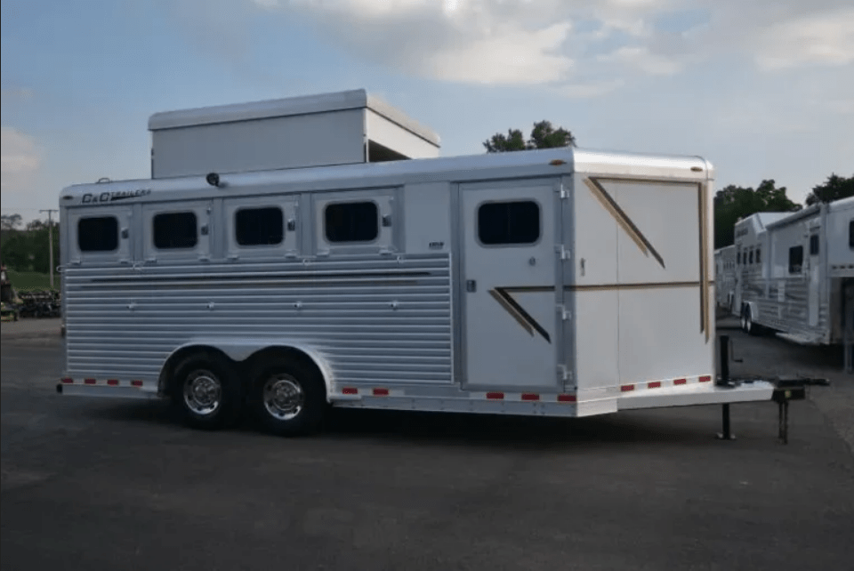 2008 C and C Trailers 4 Horse Bumper Horse Trailer - Image 21