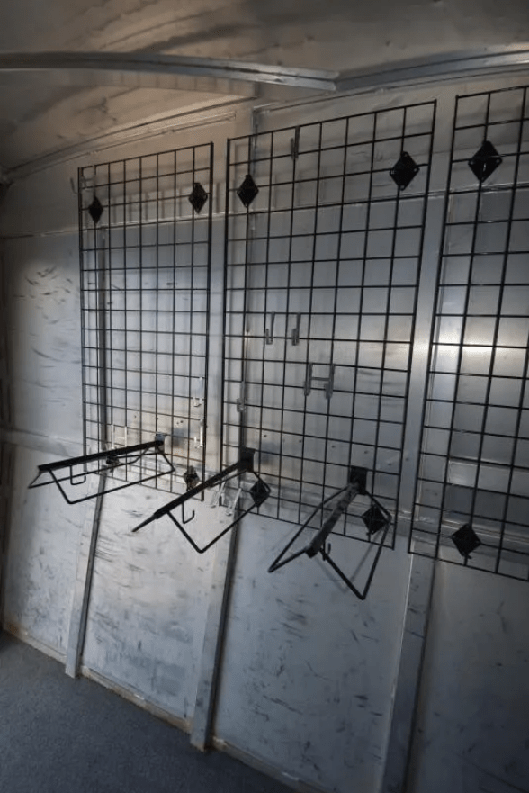 2008 C and C Trailers 4 Horse Bumper Horse Trailer - Image 9