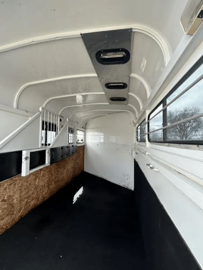 2001 Titan 3 Horse Gooseneck - Image 21