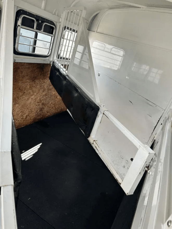 2001 Titan 3 Horse Gooseneck - Image 22