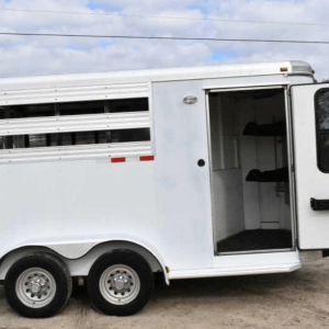 2005 Sundowner Sunlite 2 Horse Trailer