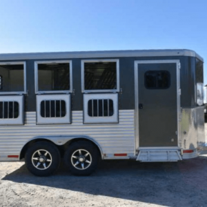 2018 Lakota 83HBPSL 3 Horse Trailer