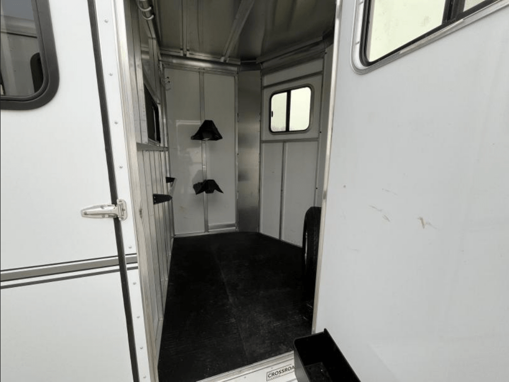 2019 Sundowner Charter 2 Horse Charter Bumper Pull - Image 2
