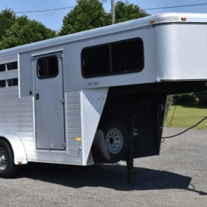2014 Sundowner 2 Horse Gooseneck Trailer