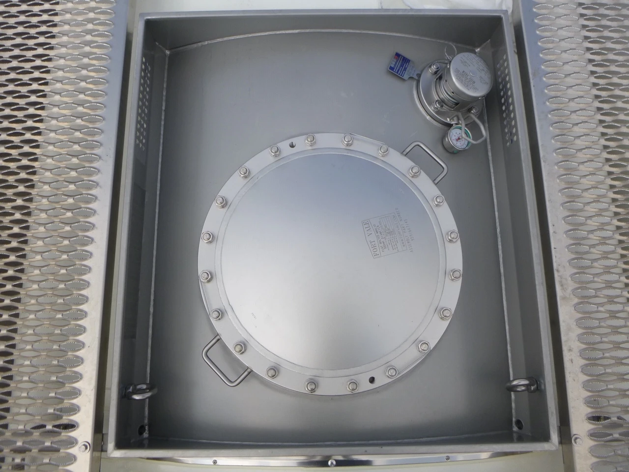 20′ T14 26KL ISO TANK - Image 3