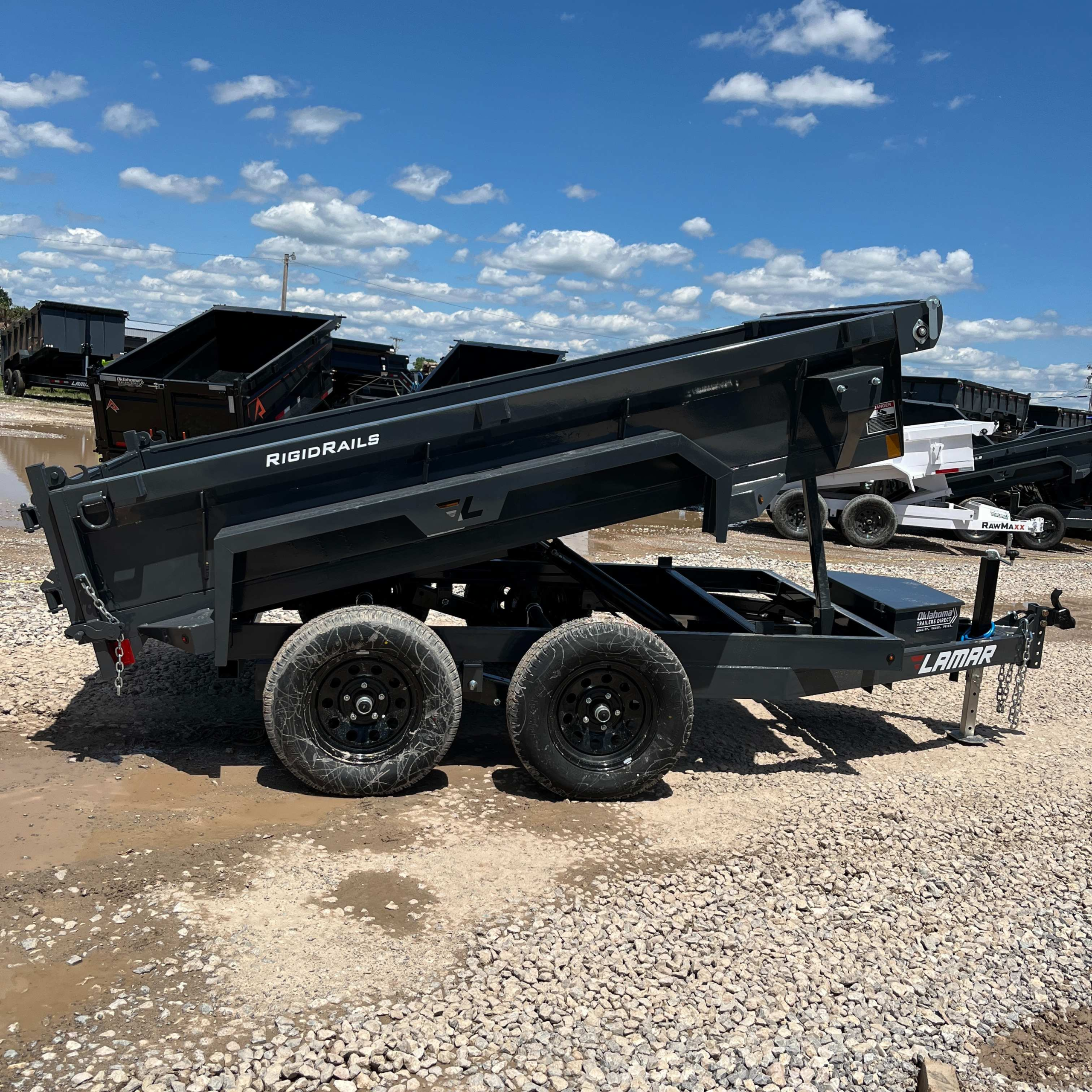 5x10 7k Lamar Dump Trailer - Image 4