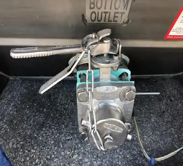 T11 ISO TANK CONTAINER – 21,000L - Image 2