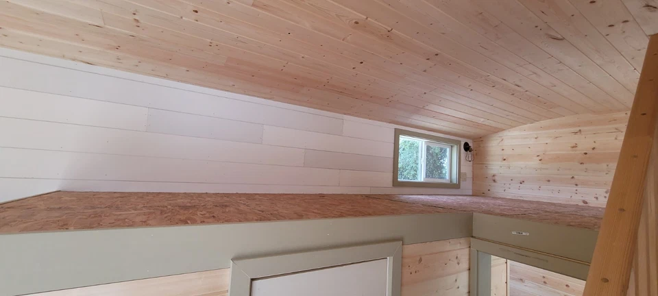 Tiny house for sale on wheels 9 x 30 MODERN BUNGALOW 2 BEDROOM READY TO SHIP - Image 2
